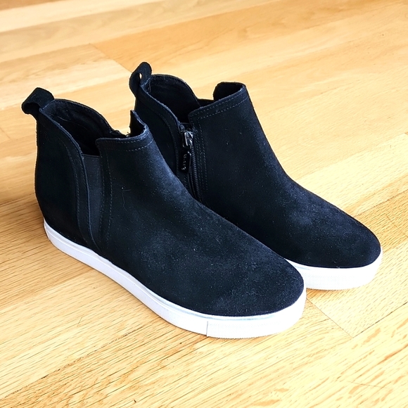 Blondo Shoes - Blondo Georgette Hidden Wedge Sneakers 6.5M women's Black Suede